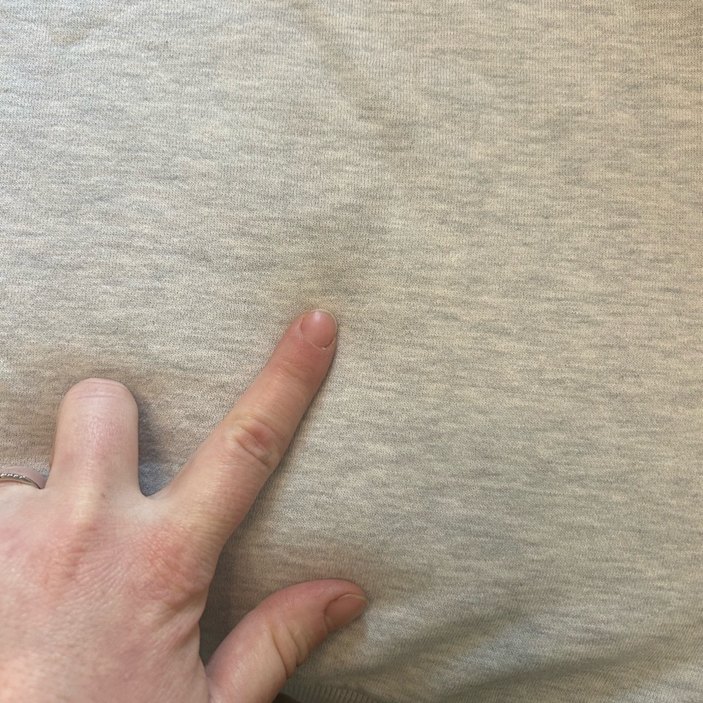 Lucky Brand Light Gray Crewneck Sweatshirt with Black LUCKY Logo - Picture 7 of 8